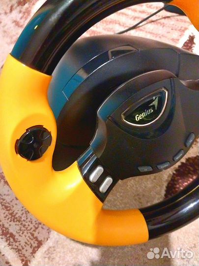 Игровой руль genius