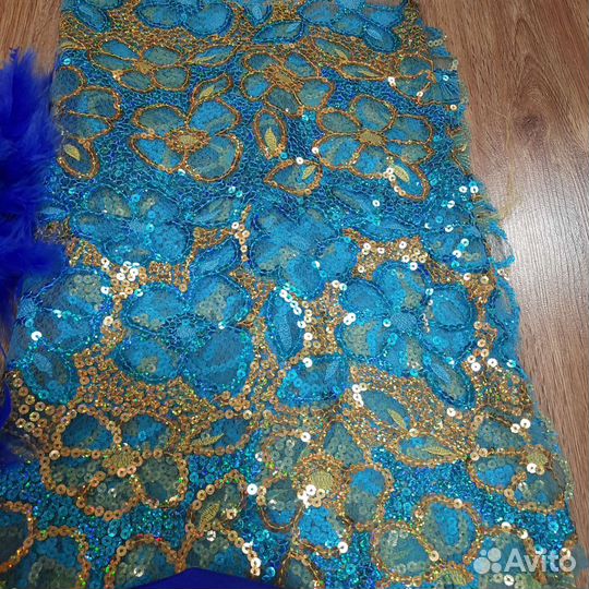 Ткани перья боа