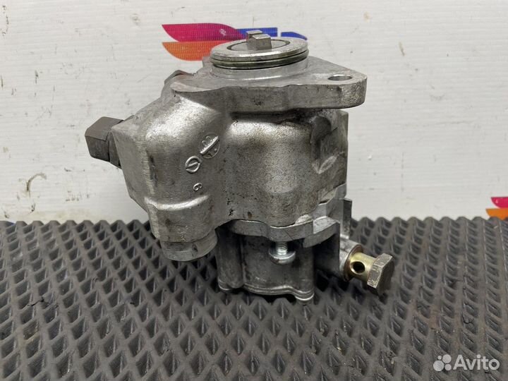 A0024608980 Насос гура