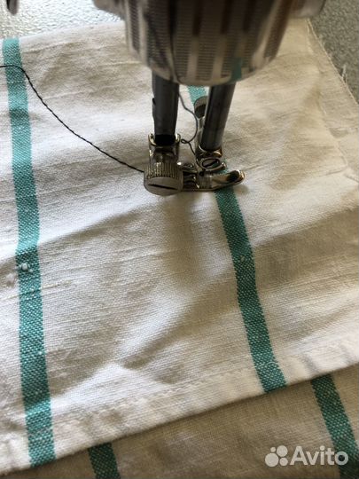 Швейная машинка