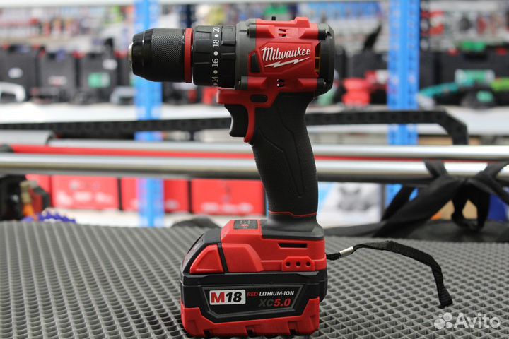 Шуруповерт-дрель Milwaukee 18V 5Ah