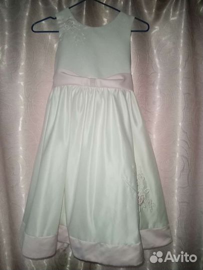 Праздничное платье для девочки 130/64