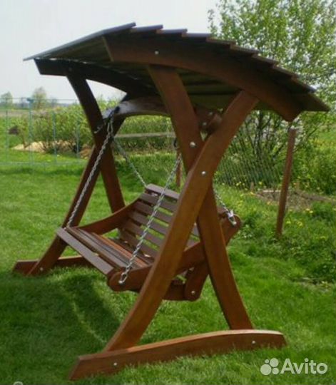Сосновая качель для отдыха