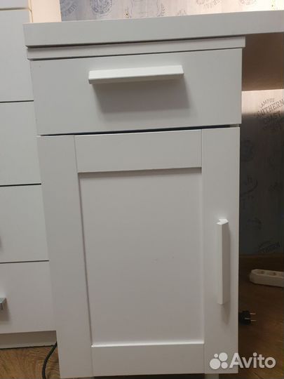 Письменный белый стол бримнэс (brimnes) IKEA