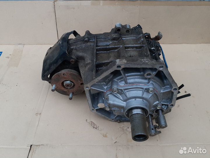 Коробка раздаточная Toyota Hilux 2005-2015