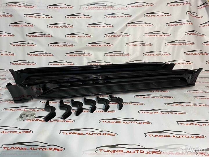 Подножки (пороги) Lexus LX 570 F1533