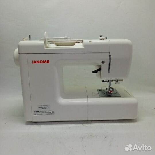 Швейная машина Janome Memory Craft 5200