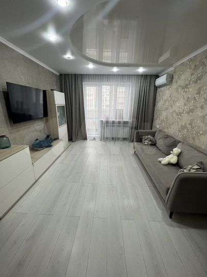 3-к. квартира, 83 м², 3/7 эт.