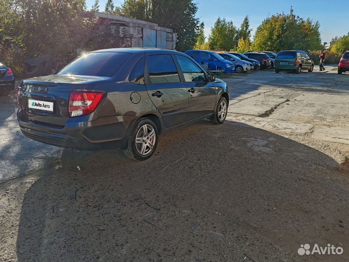 LADA Granta 1.6 МТ, 2019, 84 000 км