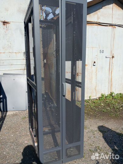 Серверный шкаф 42U HP