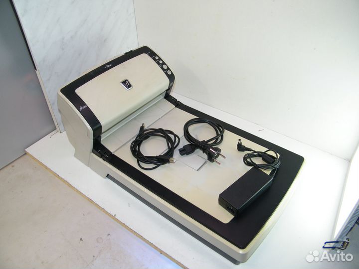 Протяжный сканер+планшет Fujitsu fi-6230Z