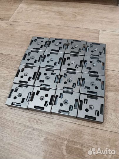 Опора мебельная регулируемая