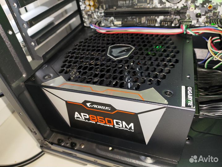 Блок питания gigabyte aorus P850W Gold