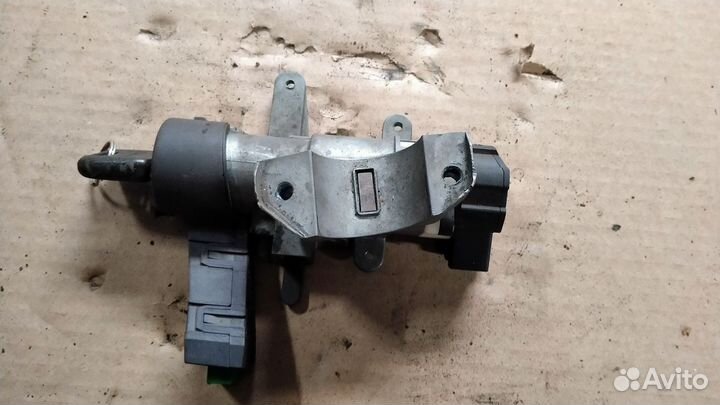 Замок зажигания Volvo S60