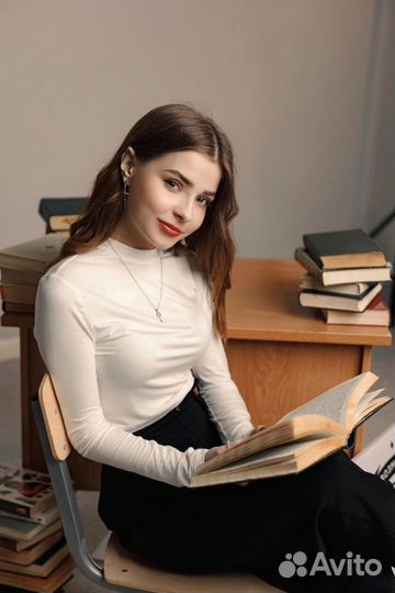 Администратор, бухгалтер, сотрудник банка