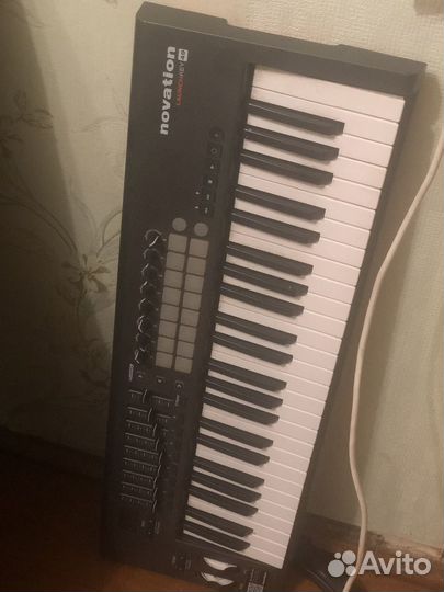 Midi клавиатура novation launchkey 49