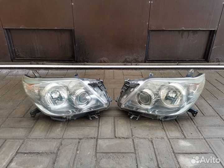 Фары Prado 150 09-2012 год Оригинал