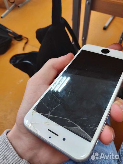 iPhone 6S, 32 ГБ