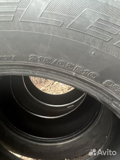 Bridgestone Dueler H/P 215/65 R16 98H