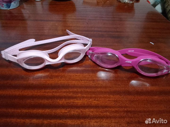 Очки для плавания