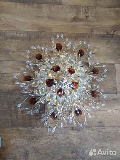 Люстра и бра