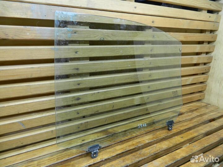 Стекло двери задней правой Hyundai Elantra XD 2002