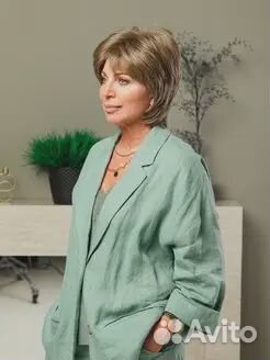 Парик женский, светло-русый. Новый с биркой