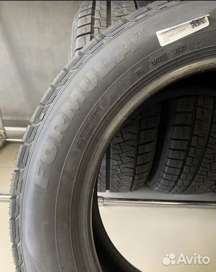 Pirelli Formula Ice FR 225/65 R17 106T