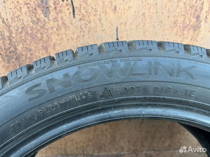 Triangle Snowlink TWT02 225/45 R17 94R