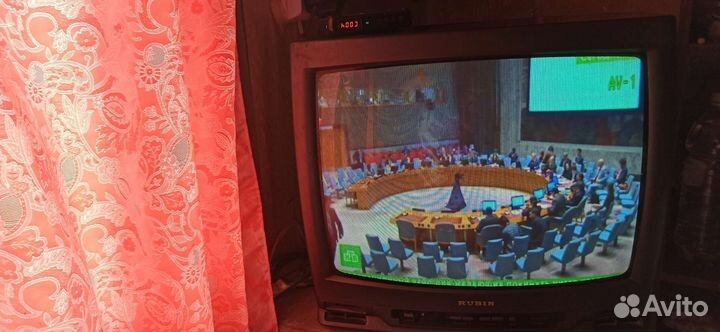 Телевизор 