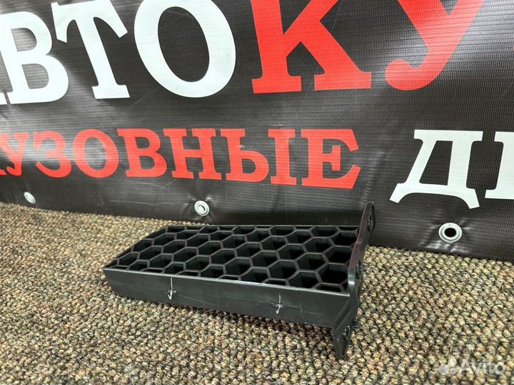 Усилитель бампера передний левый Hyundai Ix35