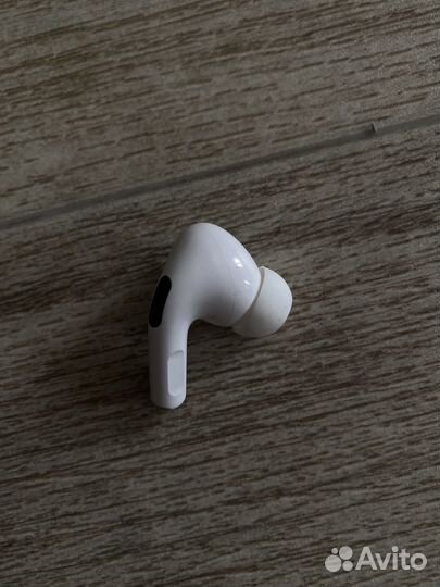 Беспроводные наушники apple airpods pro 1 правый
