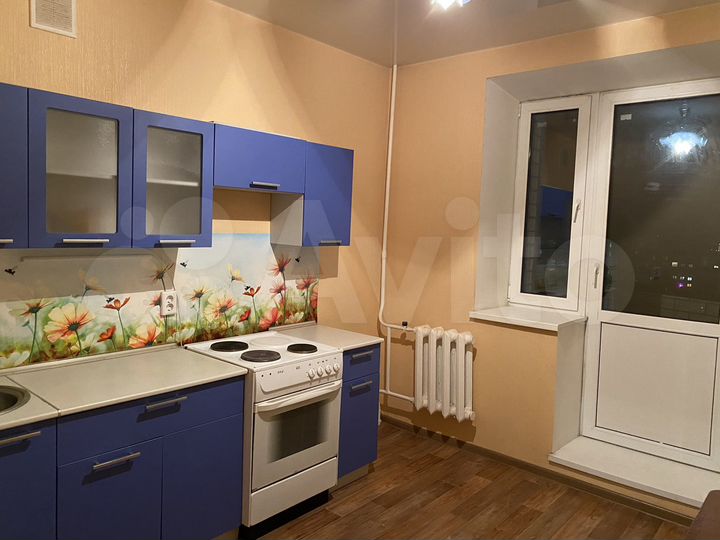 1-к. квартира, 35,6 м², 13/16 эт.