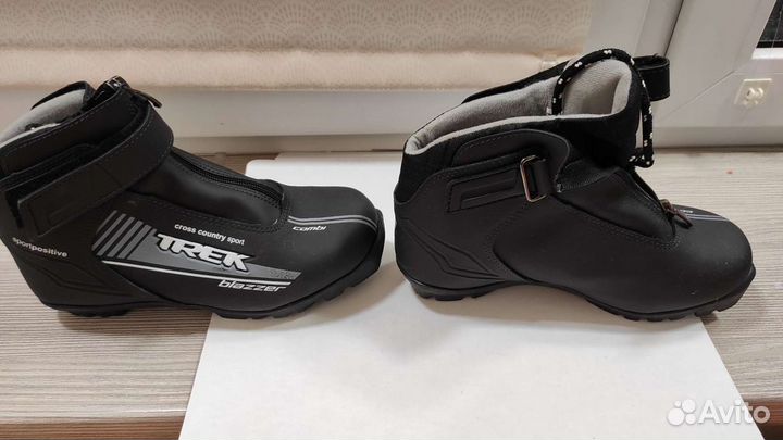 Ботинки лыжные