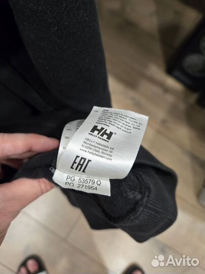 Свитшот Helly Hansen черный оригинал