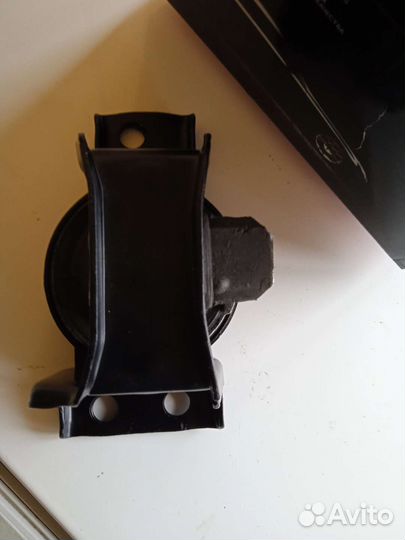 Правая опора двигателя