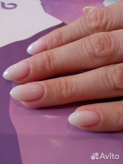 Маникюр с покрытием гель-лаком