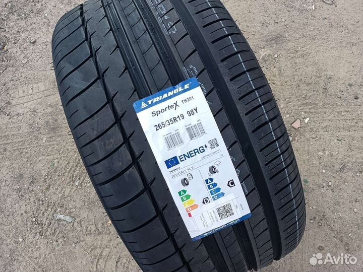 Triangle TH201 265/35 R19 98Y