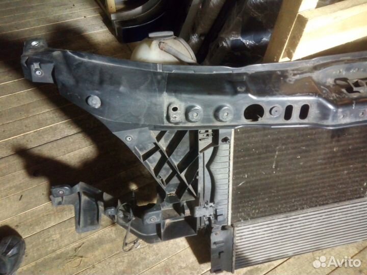 Панель передняя телевизор Мерседес Спринтер 906