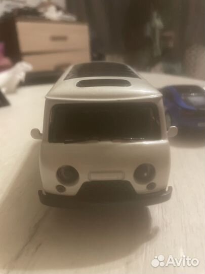 Машинки игрушки