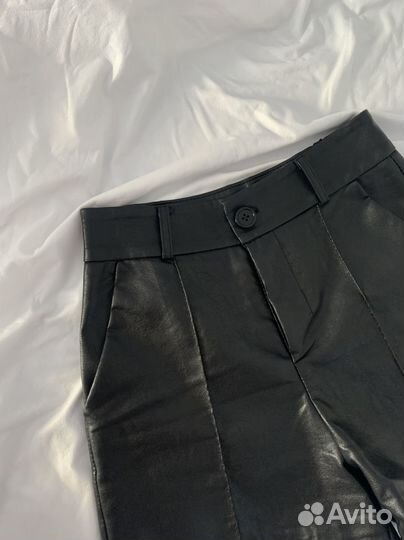 Шорты женские кожаные