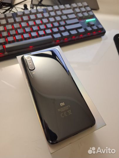 Xiaomi Mi 9, 6/128 ГБ