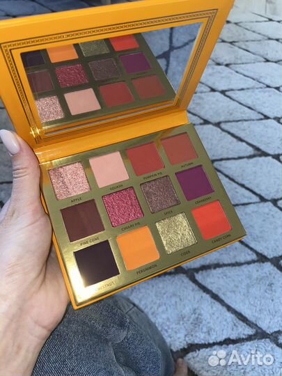 Тени для век