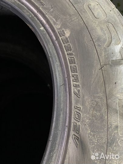 Dunlop SP Sport 300 225/65 R17