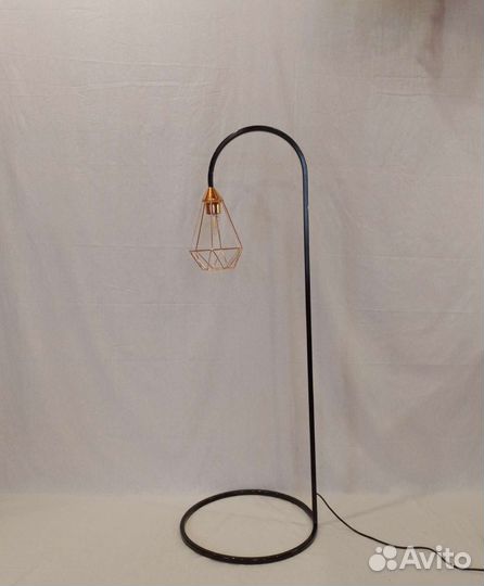 Торшер напольный