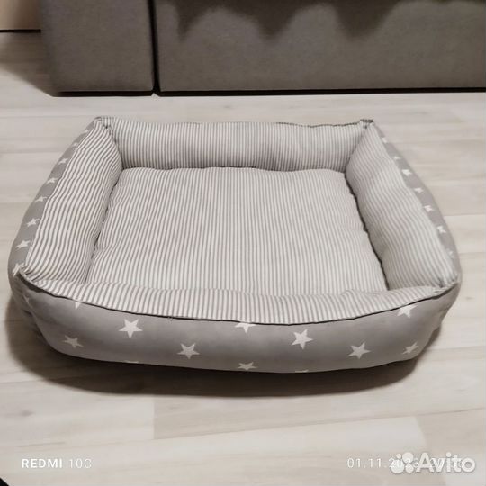 Лежанка для собак и кошек бу
