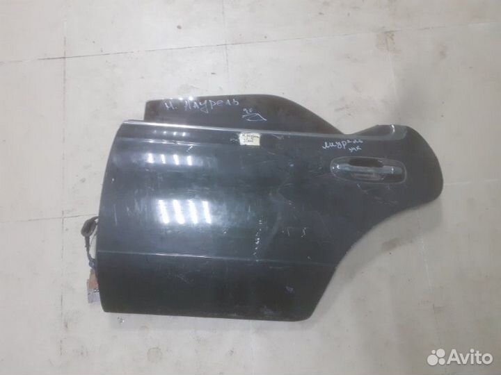 Дверь задняя левая Nissan Laurel EC33
