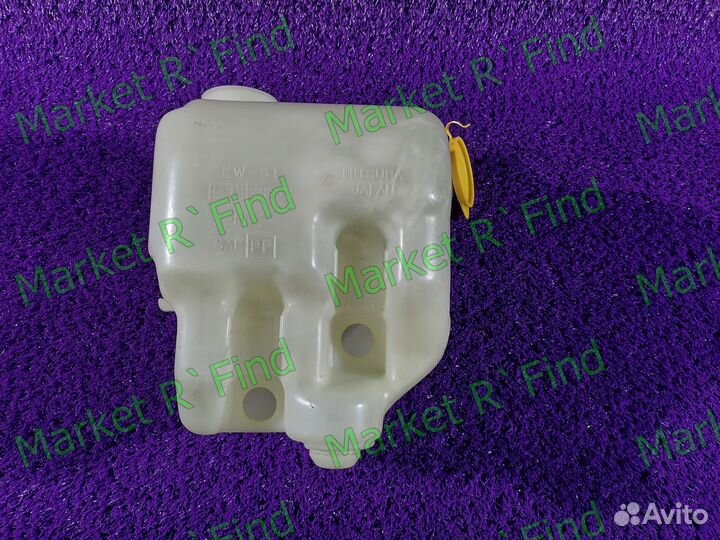 Бачок омывателя перед Fr Subaru Impreza GC8 Legacy