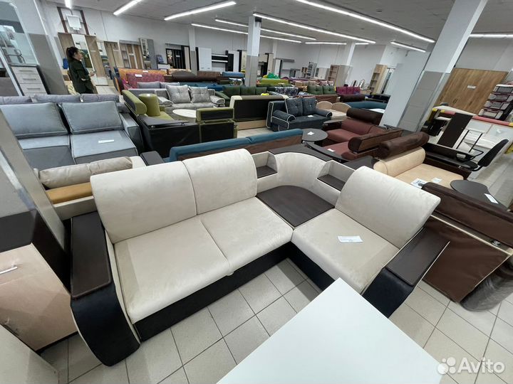 Компьютерный стол