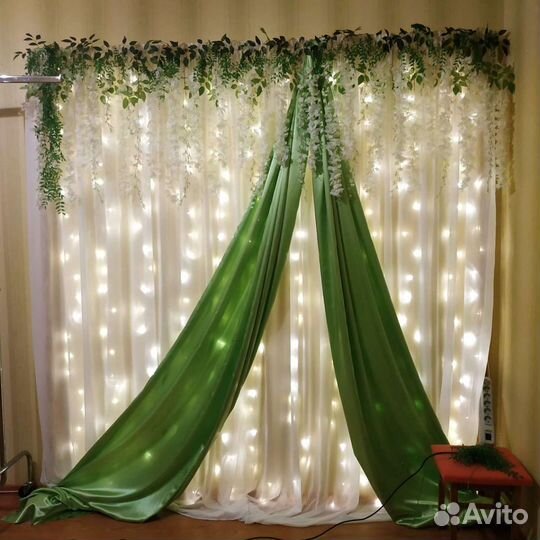 Ткань атлас для арки на свадьбу салатовая, зеленая